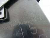 Rejilla de ventilación central del panel