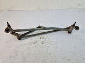 Tringlerie et moteur d'essuie-glace avant