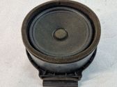 Etuoven kaiutin