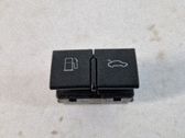 Interruptor para abrir la puerta trasera