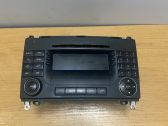 Radio / CD-Player / DVD-Player / Navigation