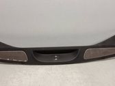 Trunk/boot sill cover protection