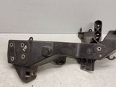 Headlight/headlamp mounting bracket