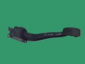 Accelerator throttle pedal