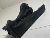 Accelerator throttle pedal