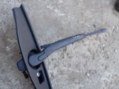 Rear wiper blade arm