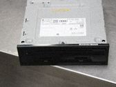 Radio / CD-Player / DVD-Player / Navigation