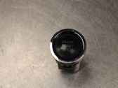 Bouton poussoir de démarrage du moteur