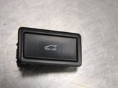 Tailgate/boot open switch button