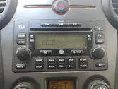 Radio / CD/DVD atskaņotājs / navigācija