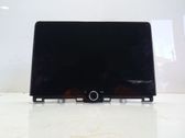 Radio / CD-Player / DVD-Player / Navigation