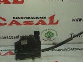 Cerradura de puerta delantera