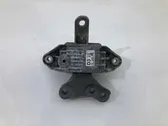 Engine mount vacuum valve