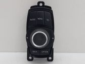 Head unit multimedia control