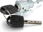 Cerradura de puerta delantera