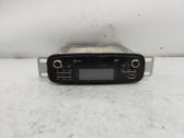 Radio / CD-Player / DVD-Player / Navigation