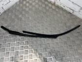 Windshield/front glass wiper blade