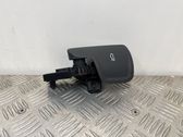Engine bonnet (hood) release handle