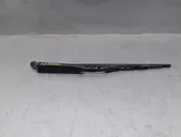 Rear wiper blade arm