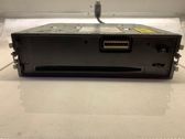 Radio / CD-Player / DVD-Player / Navigation