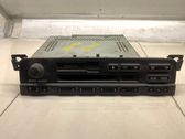 Radio / CD-Player / DVD-Player / Navigation
