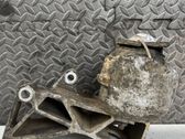 Engine mounting bracket