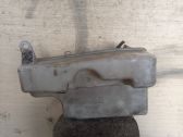 Windshield washer fluid reservoir/tank
