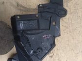 Front wheel arch liner splash guards