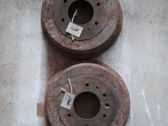 Drum brake (rear)