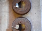 Drum brake (rear)