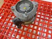 Engine mount bracket