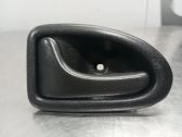 Manecilla interna puerta delantera