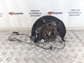 Front wheel hub