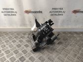 Engine mount bracket