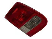 Tailgate rear/tail lights