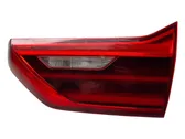 Tailgate rear/tail lights