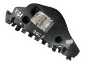Rear bumper mounting bracket
