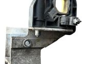 Radiator mount bracket