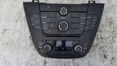 Radio / CD-Player / DVD-Player / Navigation