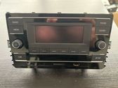 Radio / CD-Player / DVD-Player / Navigation