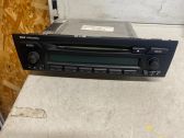 Radio/CD/DVD/GPS-pääyksikkö