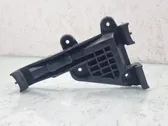 Front bumper mounting bracket