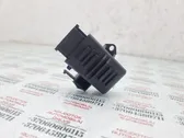 Seat heating relay