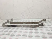 Fuel tank mounting bracket