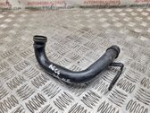 Tuyau de liquide de refroidissement moteur