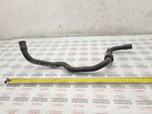 Tuyau de liquide de refroidissement moteur