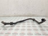 Tuyau de liquide de refroidissement moteur