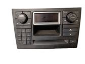 Radio / CD-Player / DVD-Player / Navigation