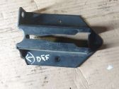 Rear bumper mounting bracket