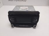 Radio / CD-Player / DVD-Player / Navigation